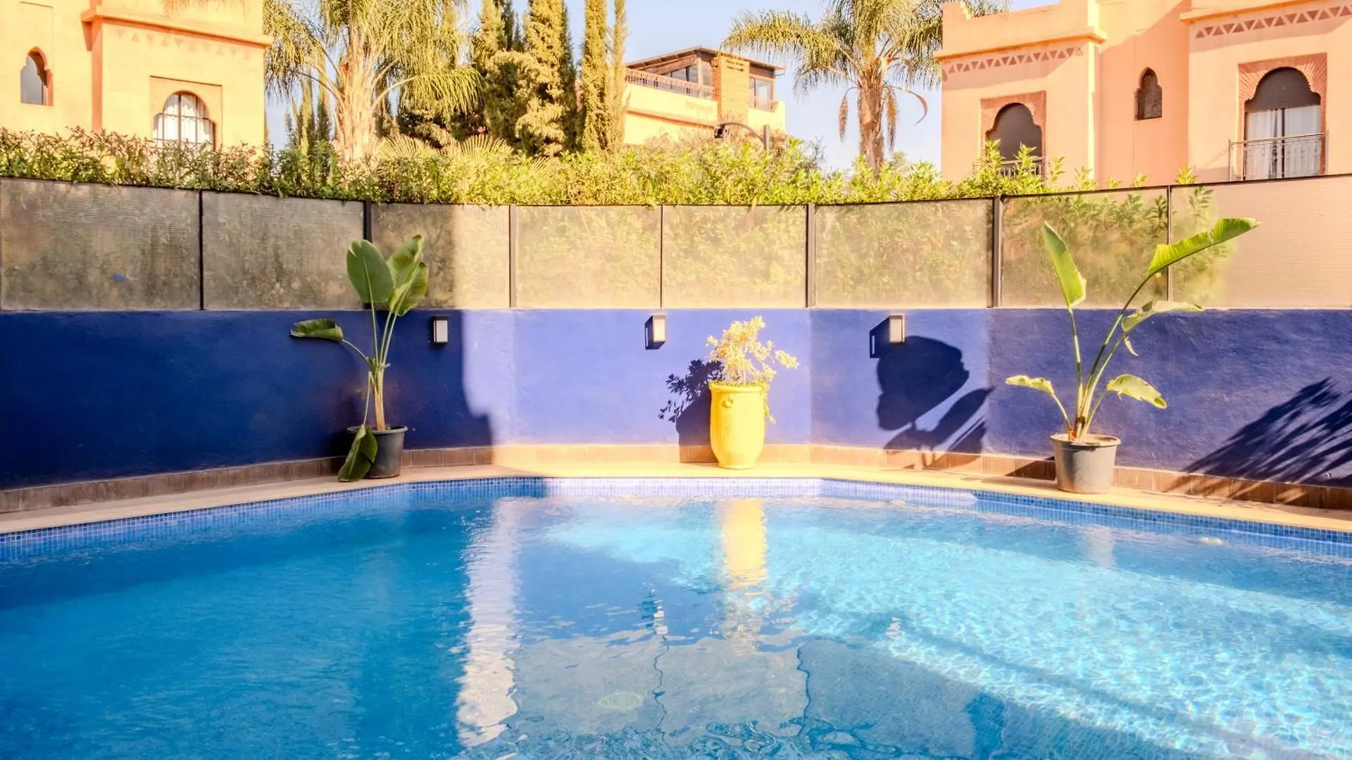 Luxury Villa With Pool, Garden & Gated Security Marrakesch