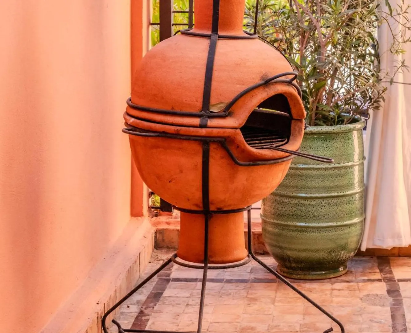 Luxury Villa With Pool, Garden & Gated Security Marrakesch